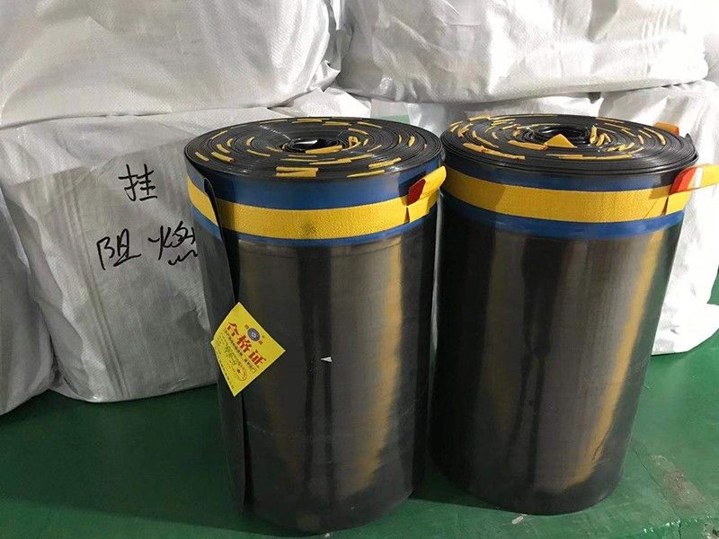 懸掛風(fēng)筒-礦用黑色阻燃